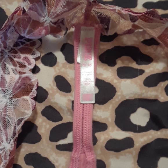 Pink thongs - Picture 2 of 4